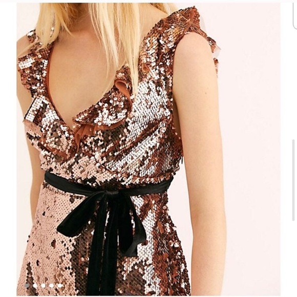 🌙FREE PEOPLE Siren Sequin Dress🌙 - Picture 6 of 9